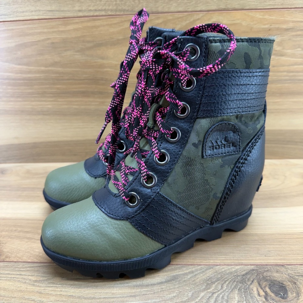 Sorel Lexi Wedge Camo Boots Youth Girls 1 Green Black Lace Up Waterproof